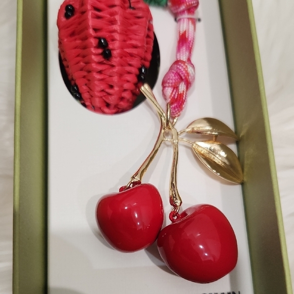 🔹️ Piper K 🔹Colorful Wicker Strawberry Cherry Keychain  Bag Charm Accessory 🍓 - Picture 2 of 6